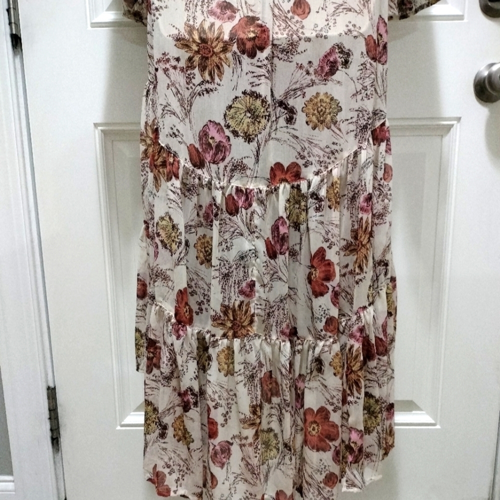 Mossimo Supply Co. Floral Long Sleeve Dress - Size M Cream & Brown - Picture 5 of 7
